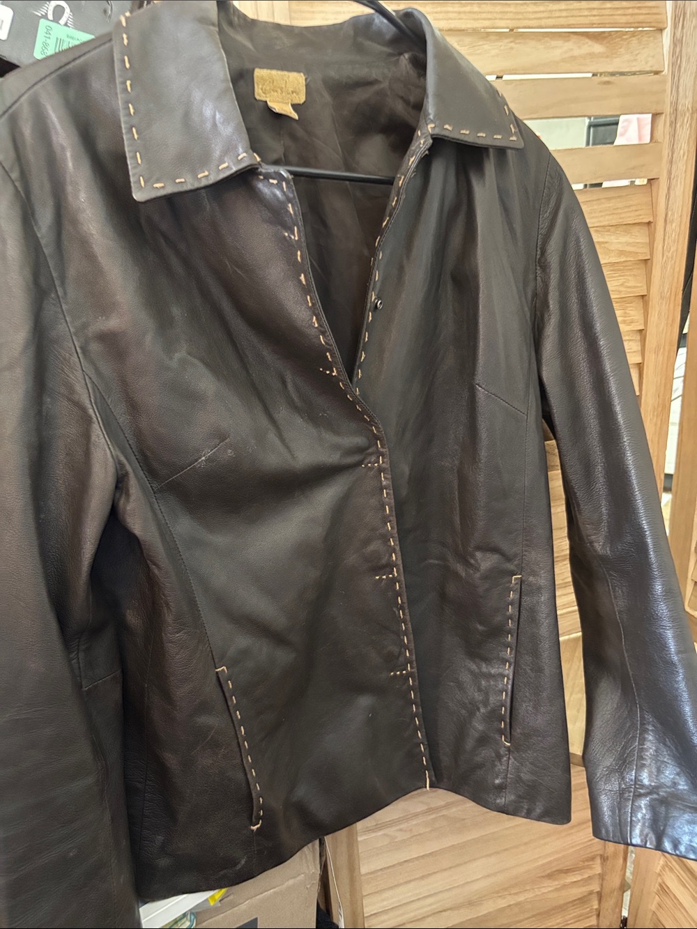 Caslon Classic Women's Lambskin Leather Jacket with Contrast Stitching Medium